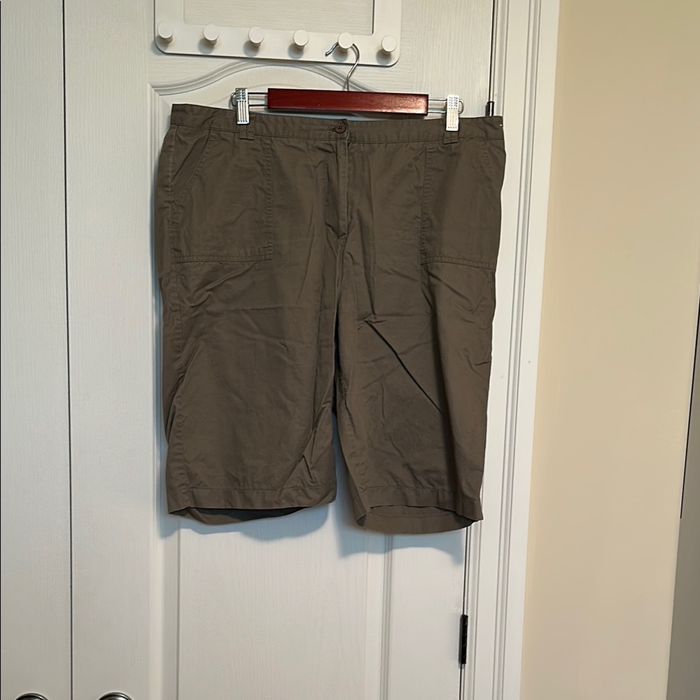 Women's Camo Green Shorts